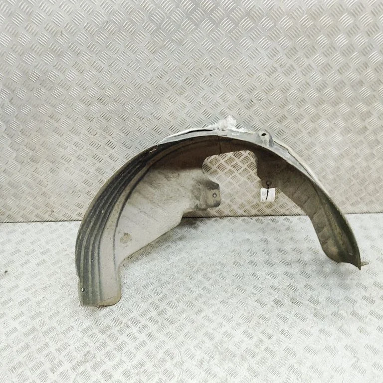 Rear arch fender liner splash guards 86821R2000