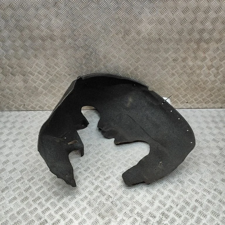 Rear arch fender liner splash guards A1906980603