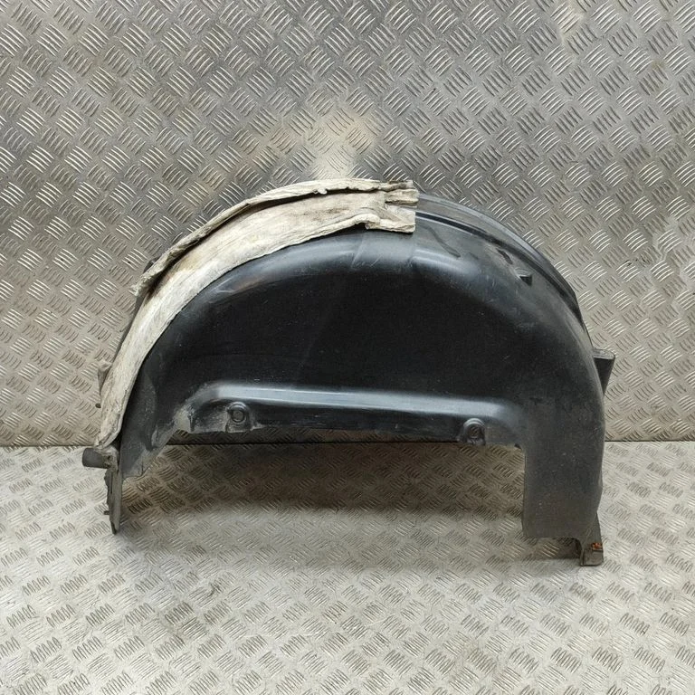 Rear arch fender liner splash guards 9820091580