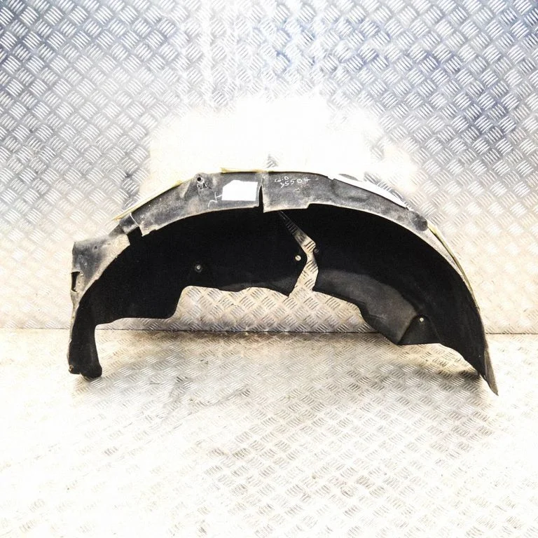 Rear arch fender liner splash guards – right