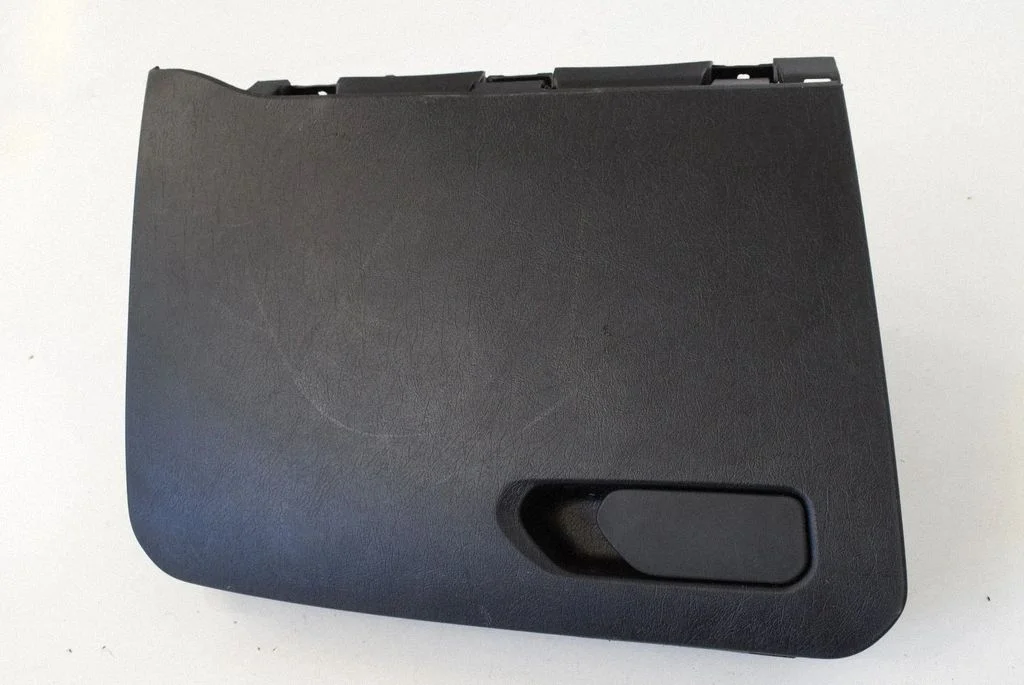 Glove box 735617529