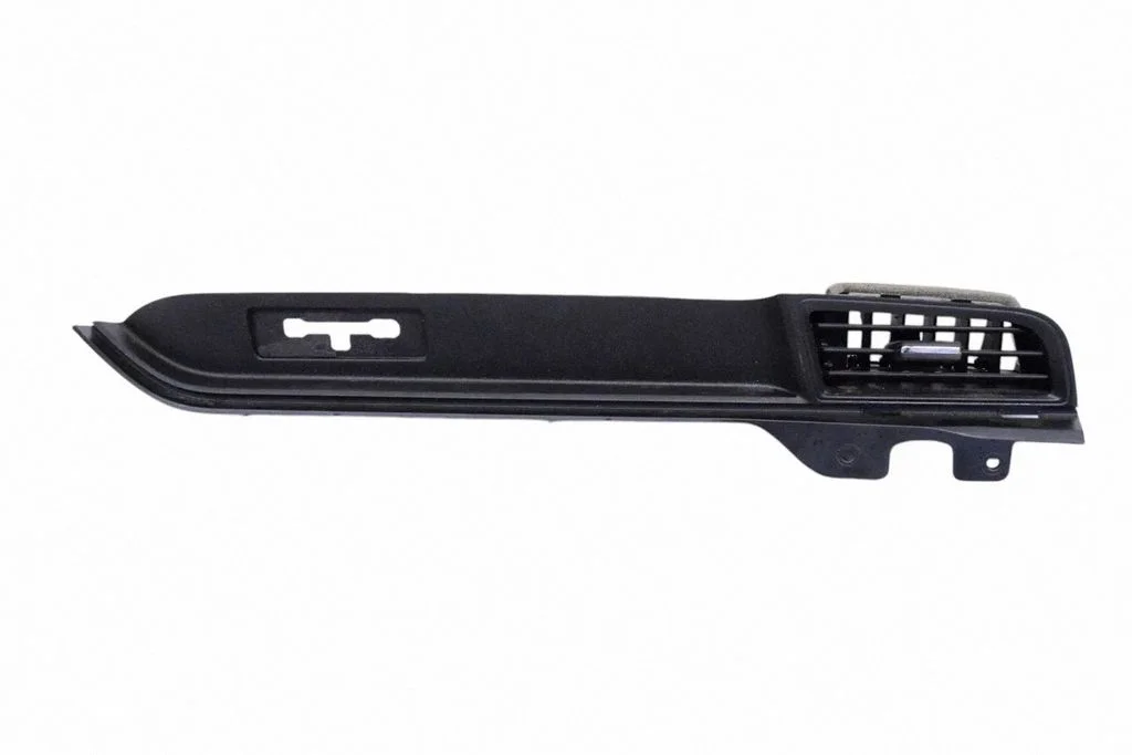 Dashboard glove box trim – Ford Mustang VI (2015-)