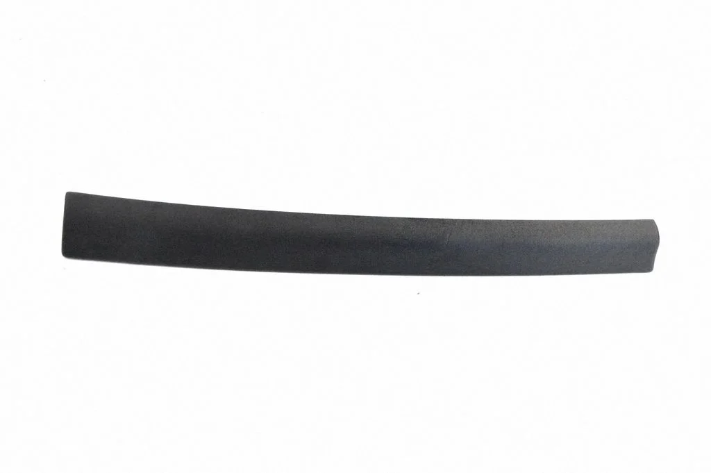 Dekoratīvā apdares josliņa 105756079C