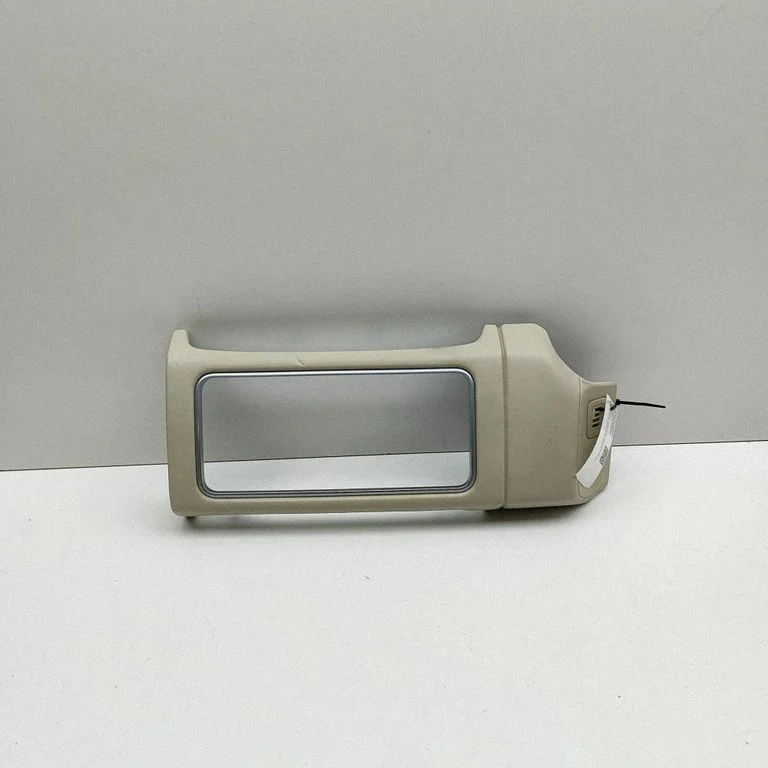 Dashboard glove box trim JK6204268CA