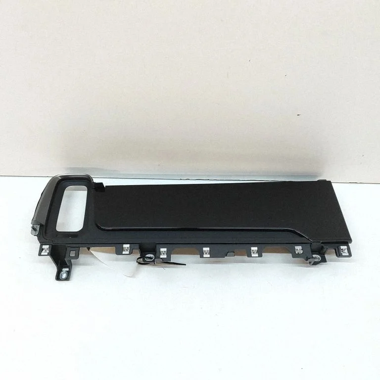 Dashboard glove box trim 9Y2853327