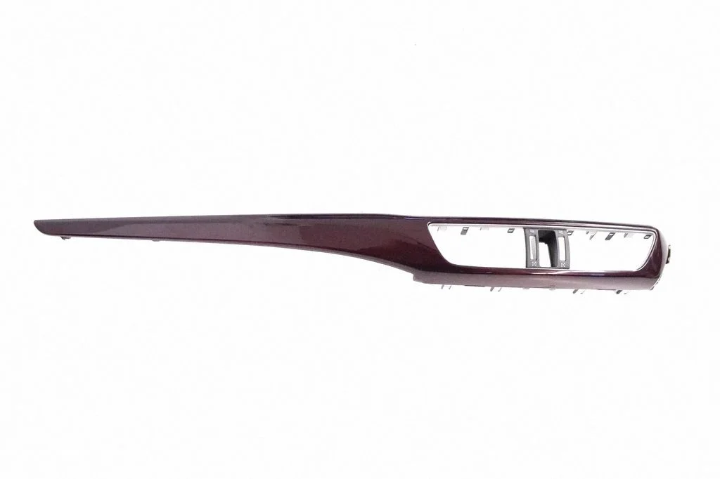 Kindalaeka dekoratiivviimistlusriba – Mazda 6 (2013-2016)