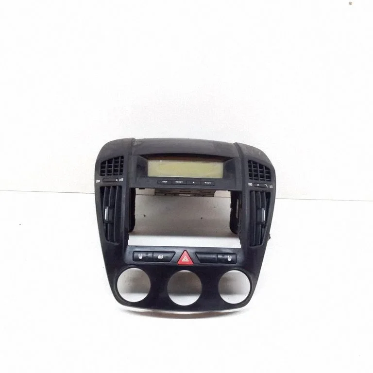 Kratka nawiewu szyby 974101H000