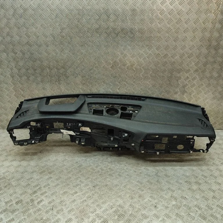 Armatuurlaud 8B1857001C