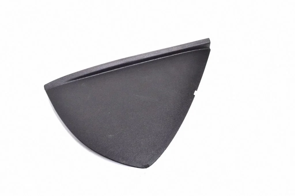 Dashboard side end trim 8X2857086A
