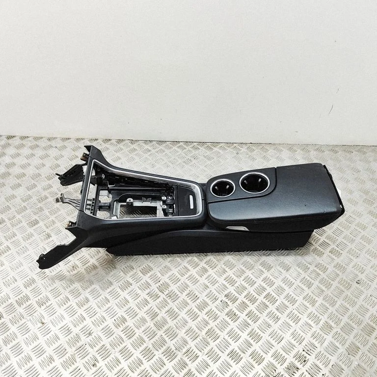 Center console – Porsche Panamera (971) (2017-2024)