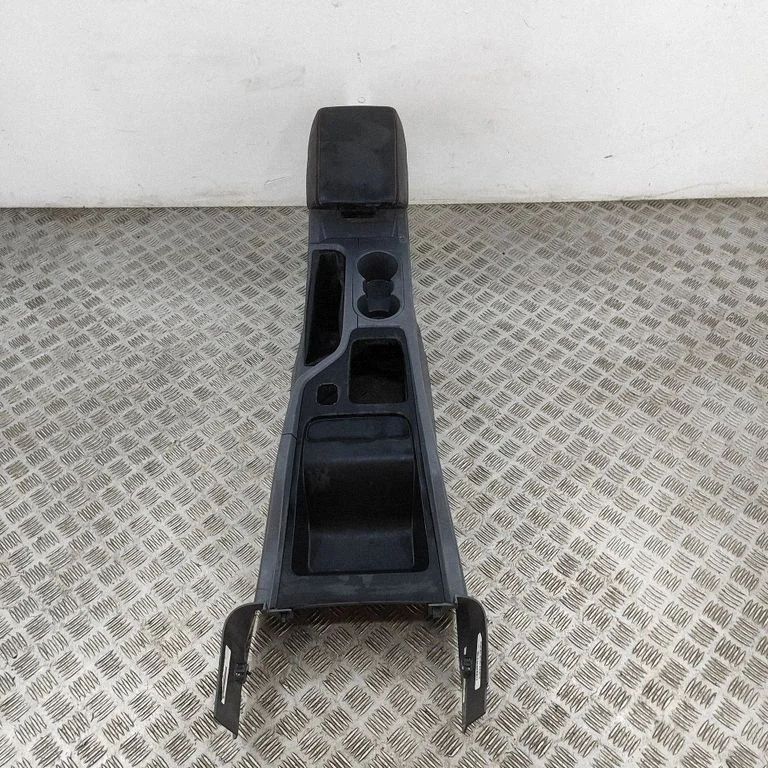 Center console – Ford Ranger (2012-2018)