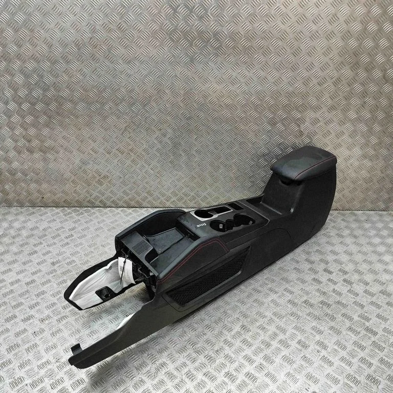 Centrālā konsole LV4BS045M62CF3GAX