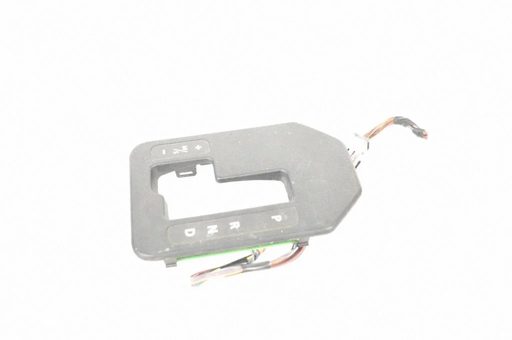 Pārnesumu pārslēga sviras apdare (plastmasas) FJV500272