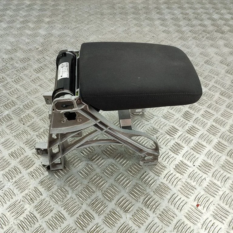 Armrest 8W0864283A