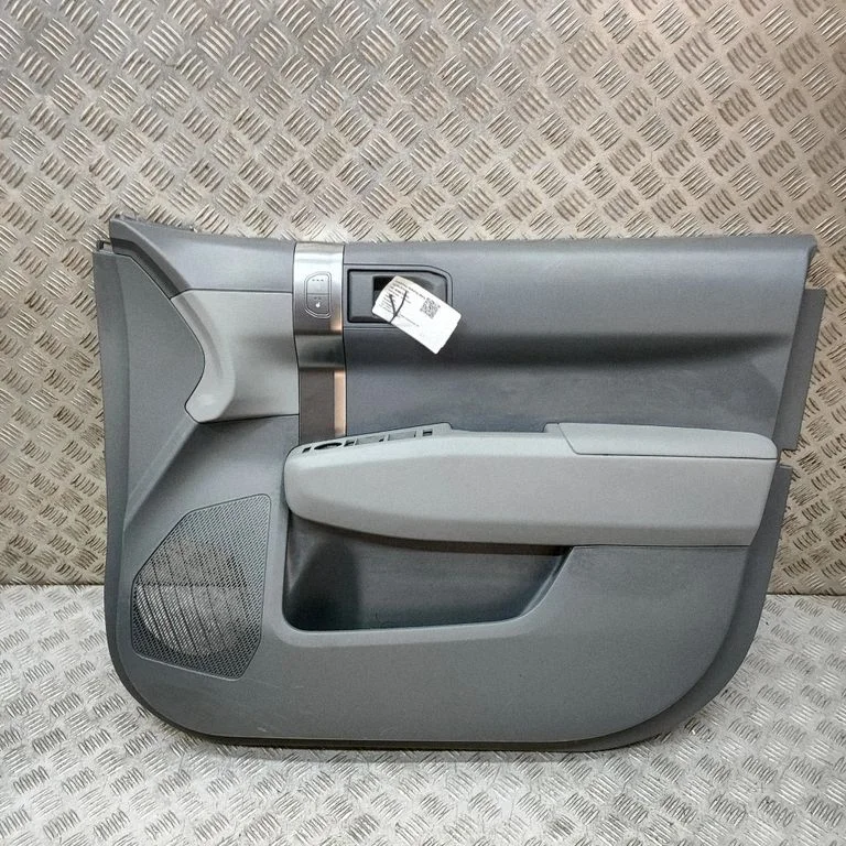 Eesmiste uste sisevooder 82302EV840DXL – KIA EV3 (2024-)