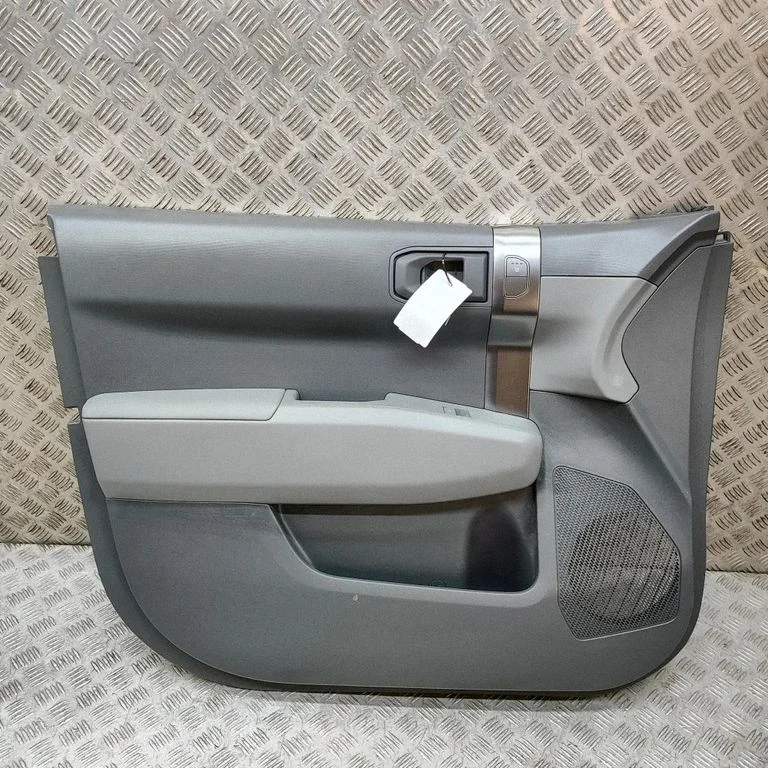 Eesmiste uste sisevooder 82301EVGZ0DXL – KIA EV3 (2024-)
