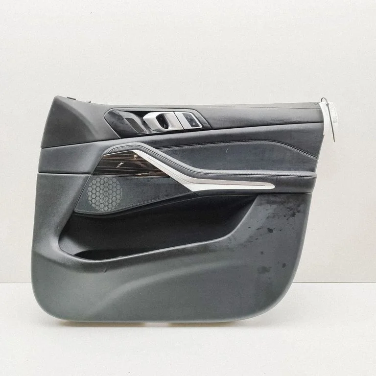 Front door card panel trim – BMW X5M G05 F95 (2019-)