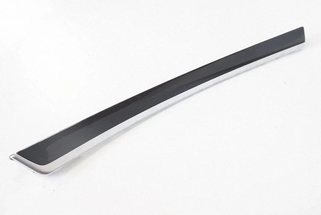 Front door card panel trim 9171782