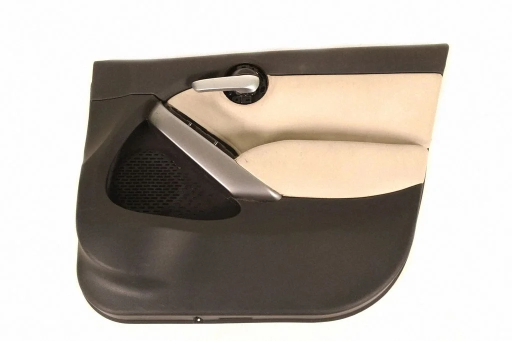 Front door card panel trim – right