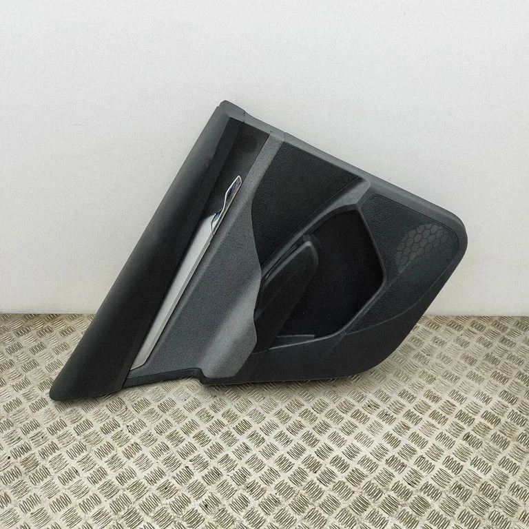 Rear door card panel trim 5LG867023B