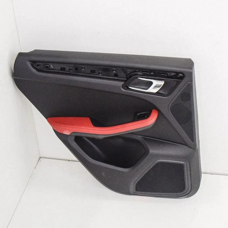 Tagumiste uste sisevooder – Porsche Macan (95B) (2014-2018)