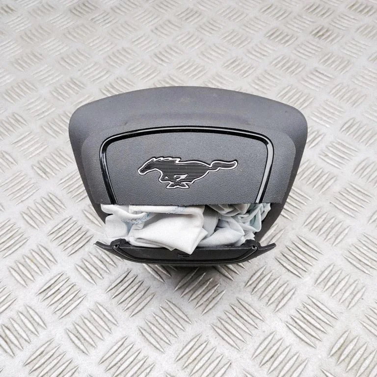 Rooli turvapadi – Ford Mustang Mach-E (2020-)