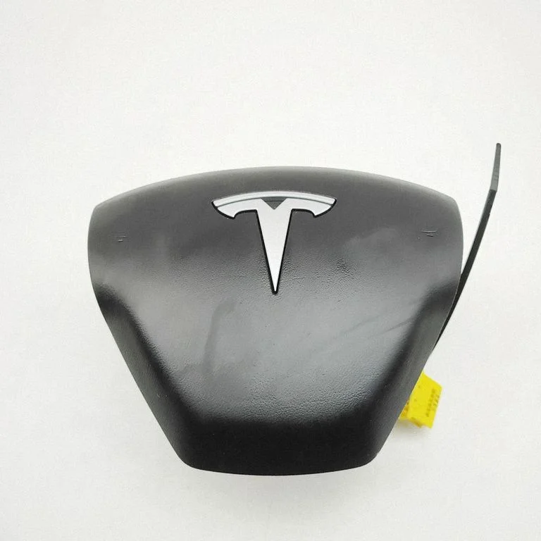 Rooli turvapadi – Tesla Model Y (2020-)