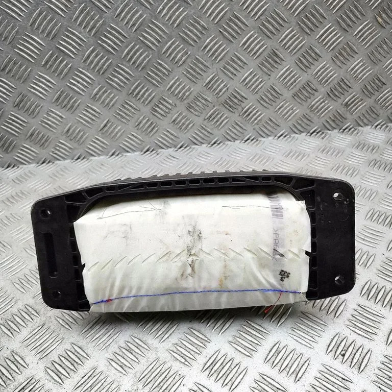Poduszka powietrzna pasażera A2138600202