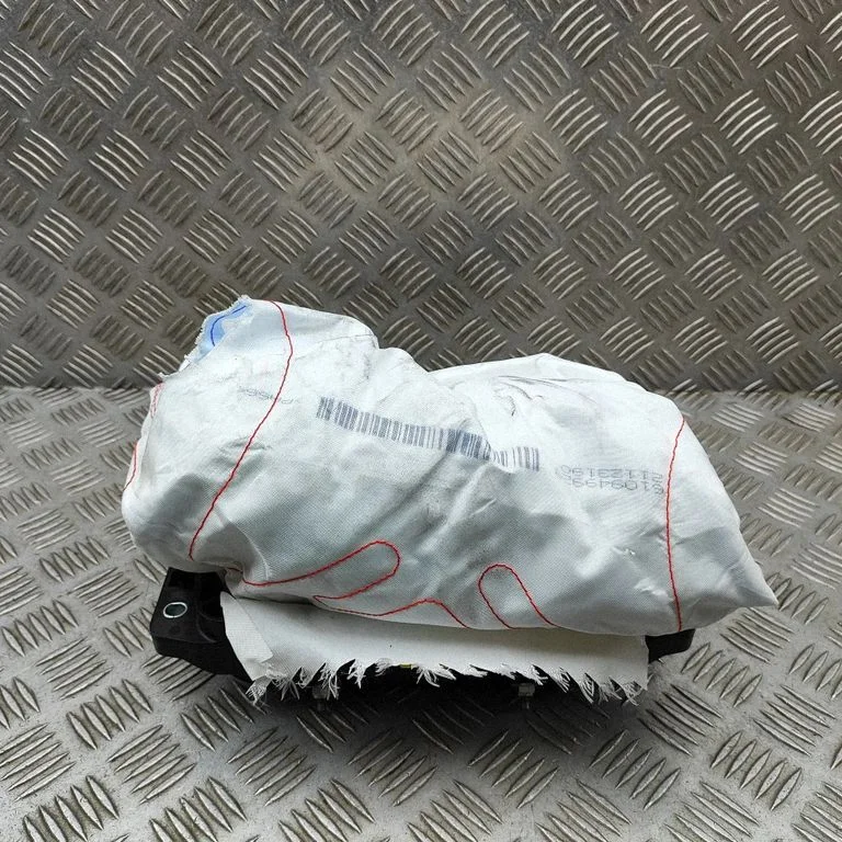 Passenger airbag 5H0880204G
