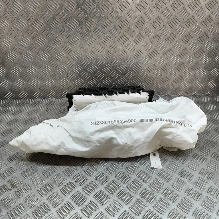 Poduszka powietrzna pasażera 6822957