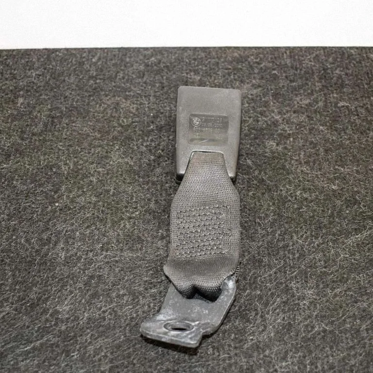 Rear seatbelt buckle – BMW 3 Series E92 E93 (2005-2014)