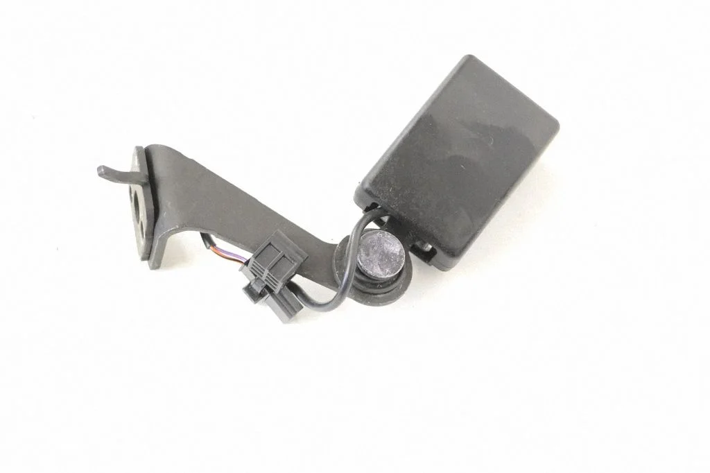 Rear seatbelt buckle – BMW 3 Series F30 F35 F31 (2012-2018)