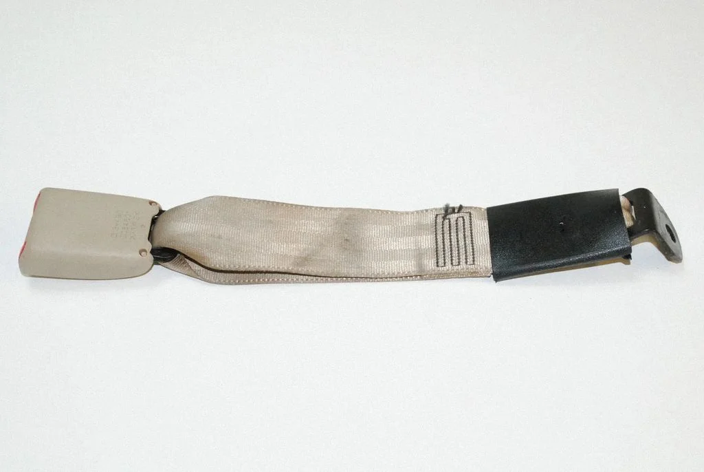 Keskmise turvavöö pannal (tagumine)