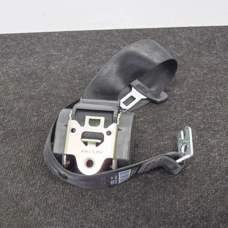 Aizmugurējā drošības josta 8K0857805P