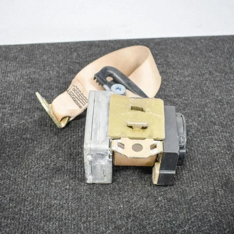 Aizmugurējā drošības josta A2208602985