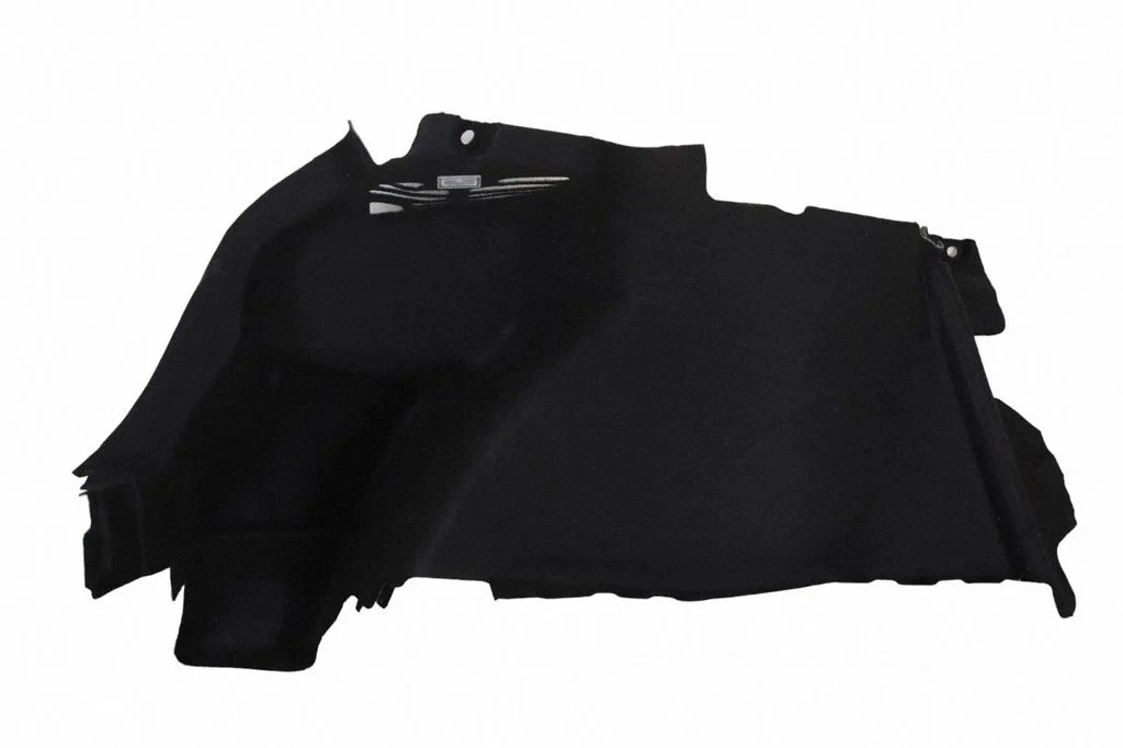 Trunk/boot side trim panel – Tesla Model Y (2020-)