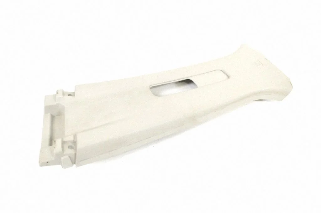 (B) piilari kate (alumine) – Mazda CX-5 (2012-2017)