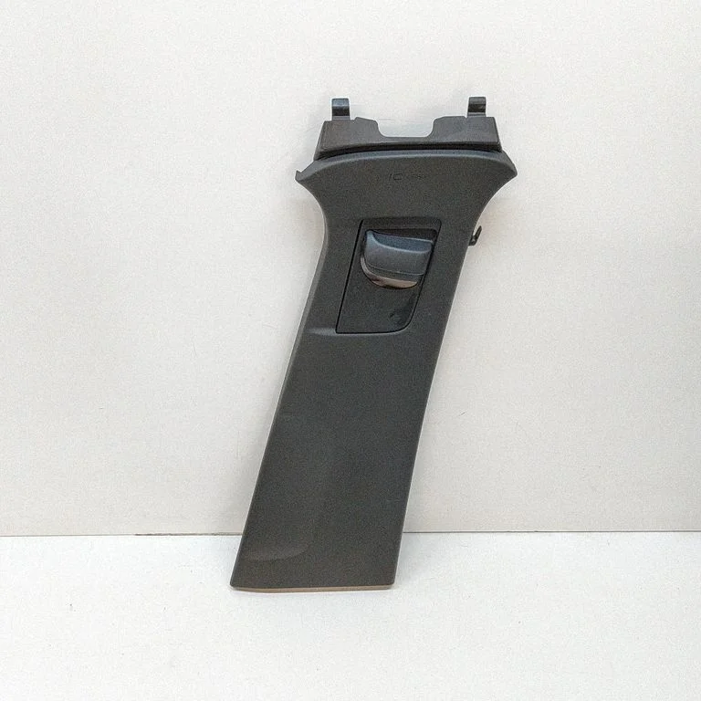 (B) statņa apdare (augšējā) 31651892