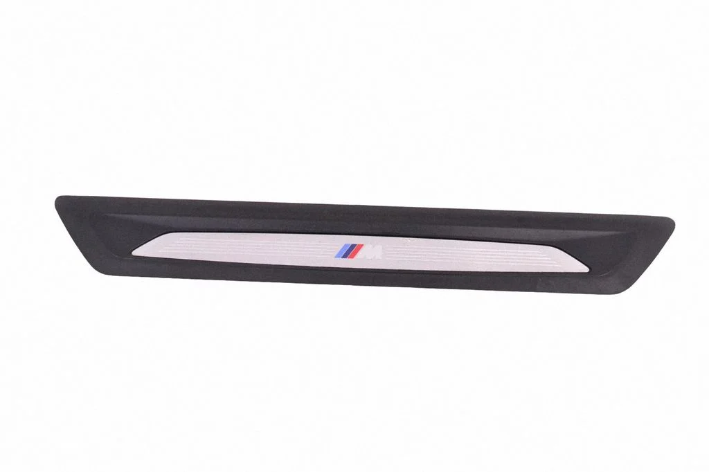 Priekšējā sliekšņa apdare (iekšējā) 8051037