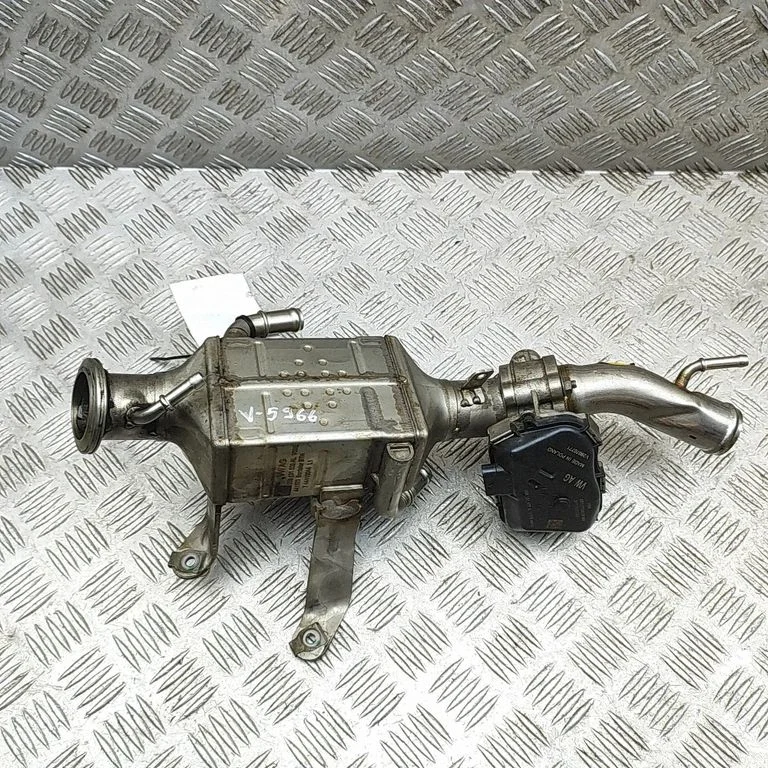 EGR dzesētājs 059131477E