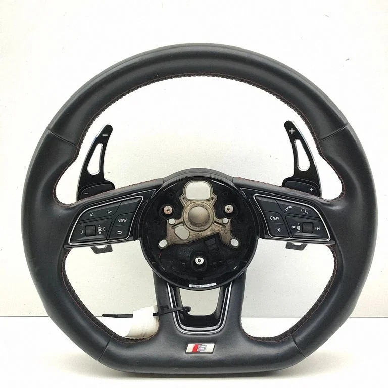 Steering wheel 565425696