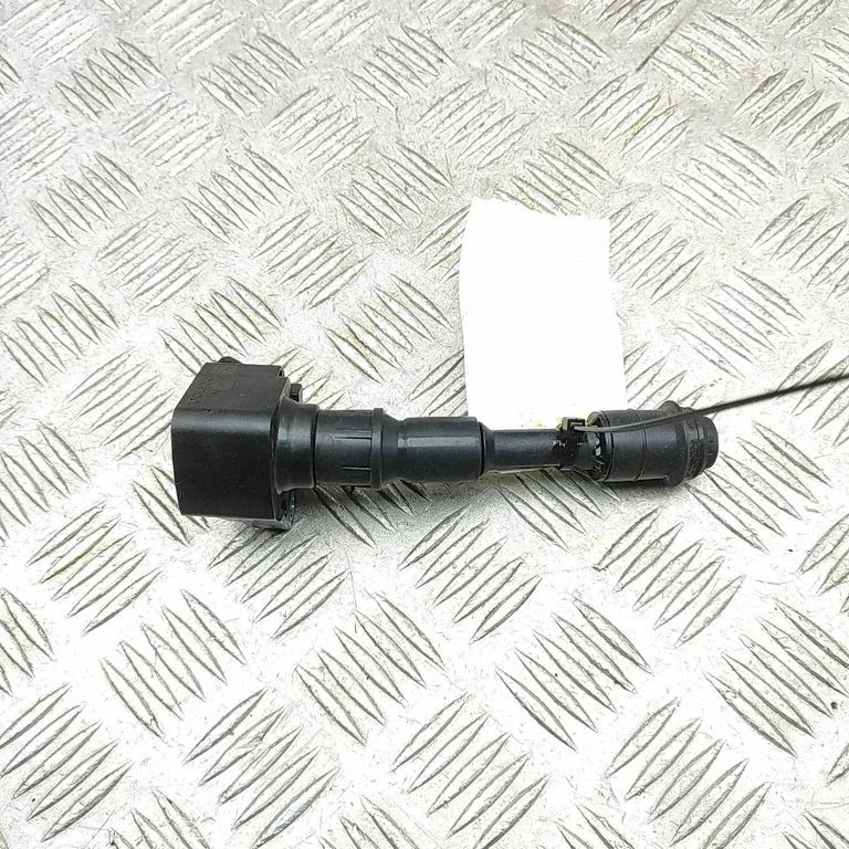 High voltage ignition coil 31358940