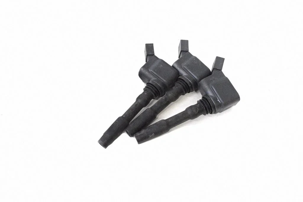 High voltage ignition coil 06H905110L