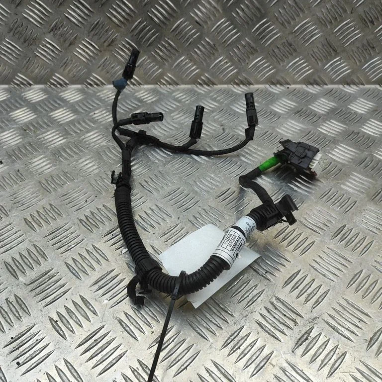 Motora vadu instalācija 7580077