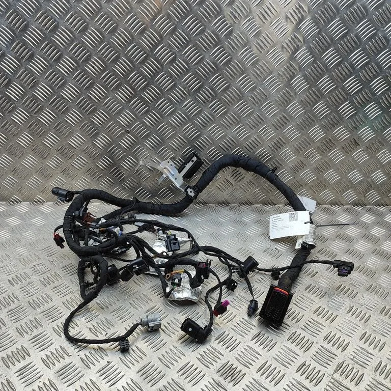 Motora vadu instalācija 05C972627J