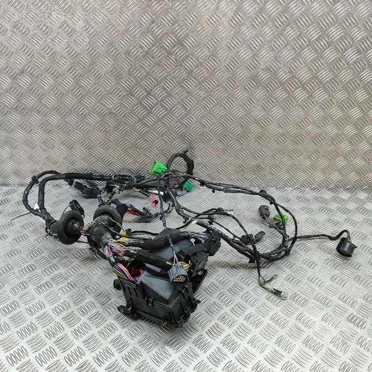 Motora vadu instalācija GX5310B680AA