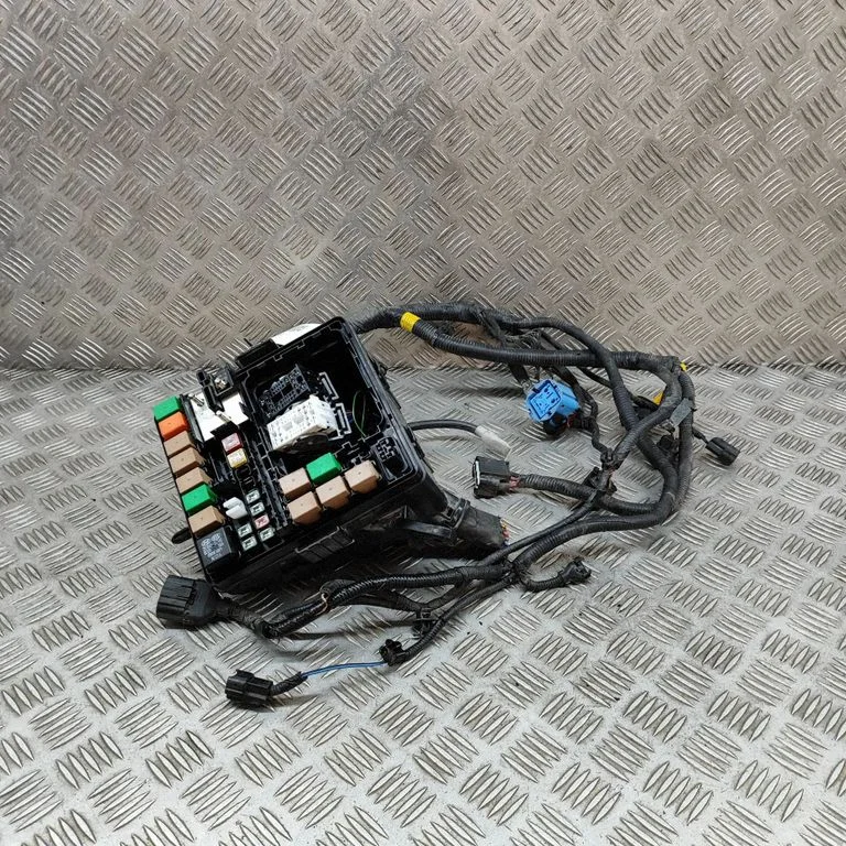 Motora vadu instalācija 37180F1600