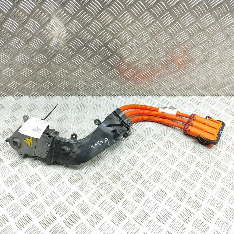 Motora vadu instalācija 30644624