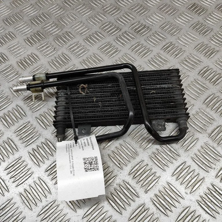 Roolivõimendi radiaator A2215000500