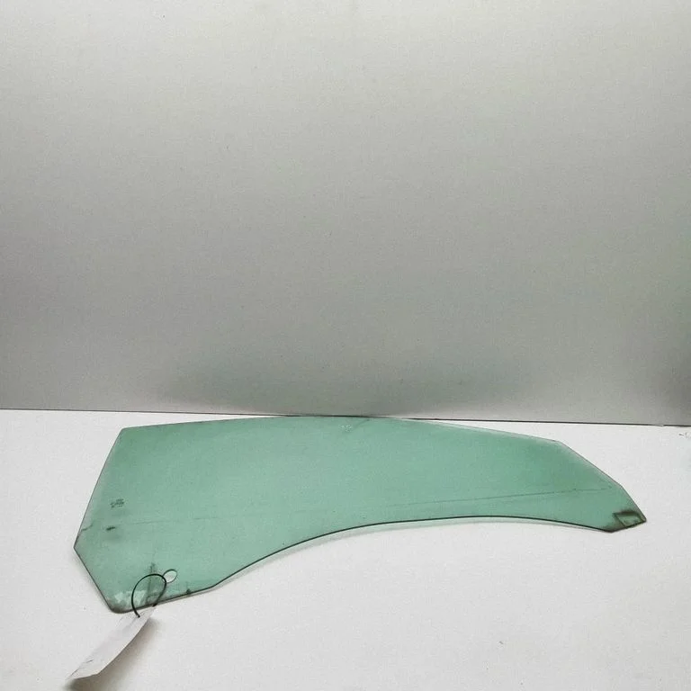 Esiukse põhiklaas (kaheukselise) 8T0845202D